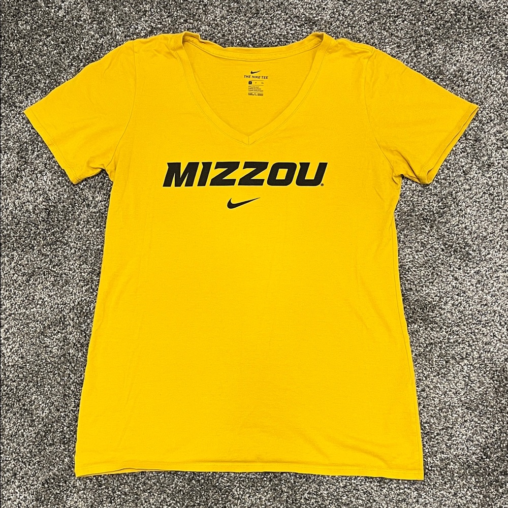Nike Mizzou Women's Gold T-Shirt, sz S